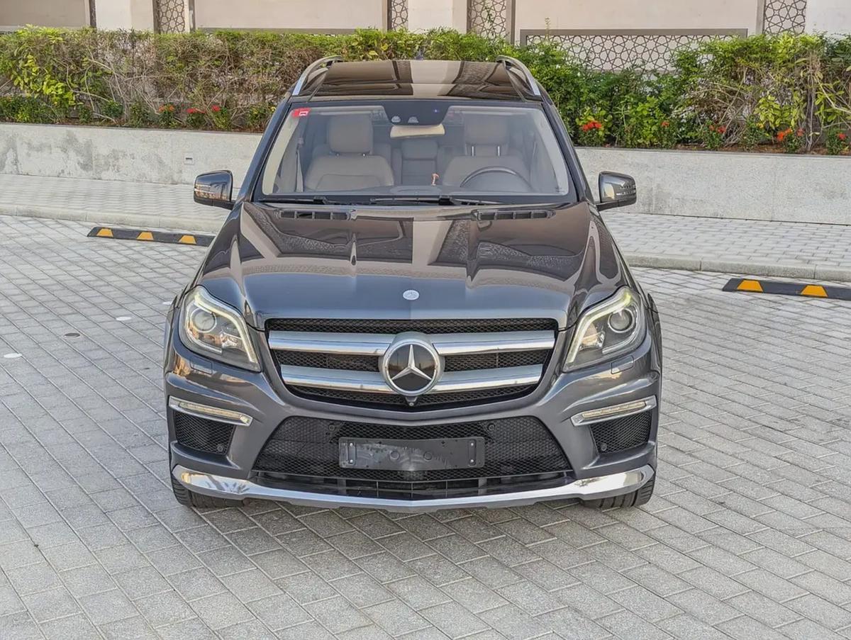 MERCEDES-BENZ GL500 2015 GCC FULL OPTION IN EXCELLENT CONDITION-18-18