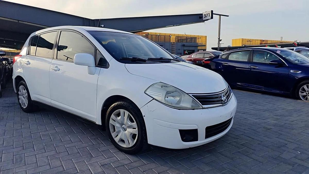 Nissan Tiida 2013 GCC Specs - Reliable and Economical-0-0