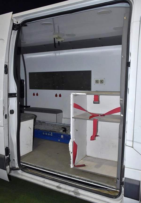 Renault Master ( 2020 Model ) in White Color GCC Specs