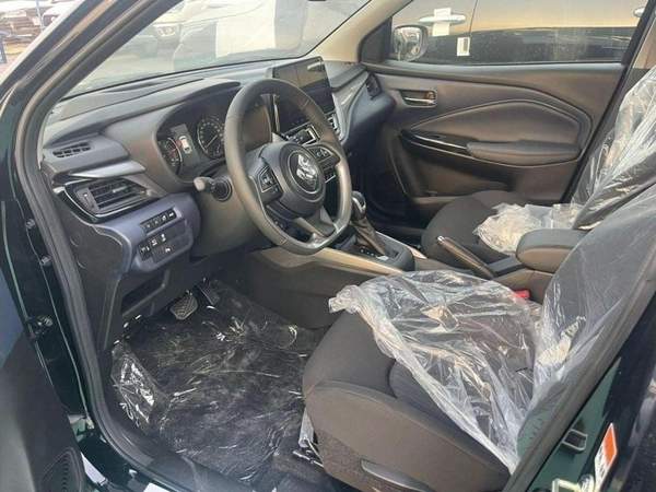 Suzuki Baleno GLX 1.5L PETROL, DVD + 4 CAMERAS / FULL OPTION