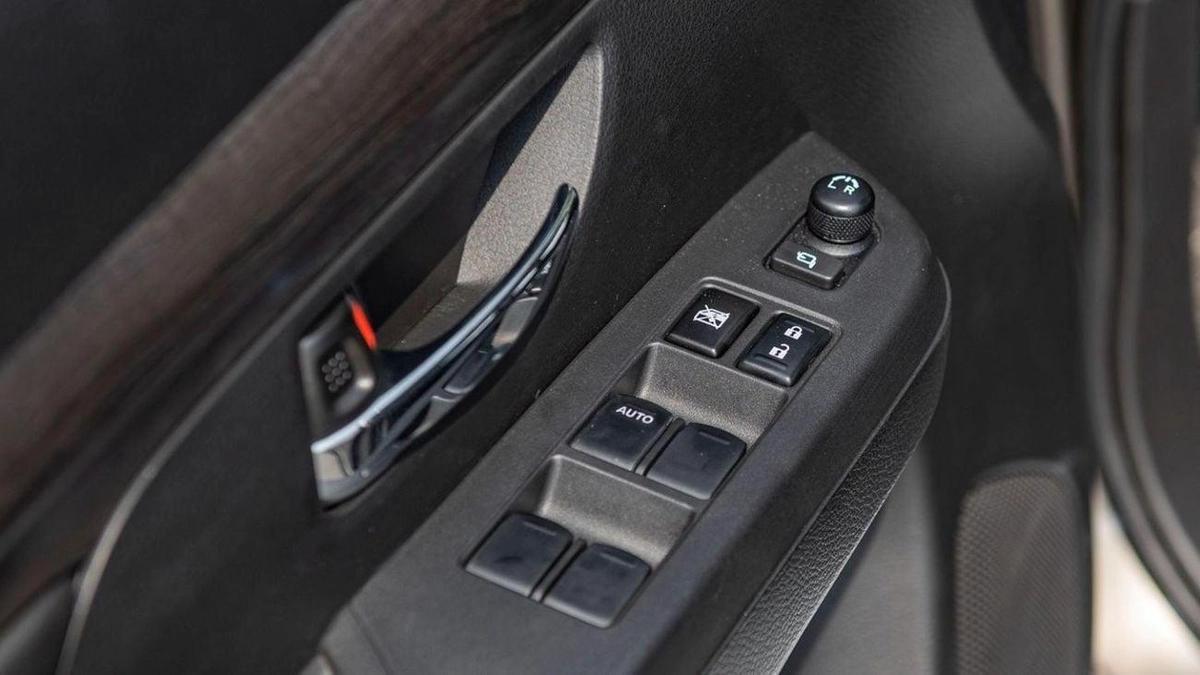 Suzuki Ertiga SUZUKI ERTIGA GLX1.5L AT-12-12