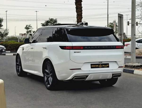 2024 Range Rover Sport P400 HSE Dynamic, Dealer Warranty, GCC Specifications