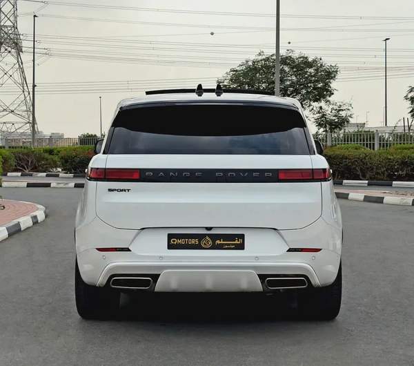 2024 Range Rover Sport P400 HSE Dynamic, Dealer Warranty, GCC Specifications