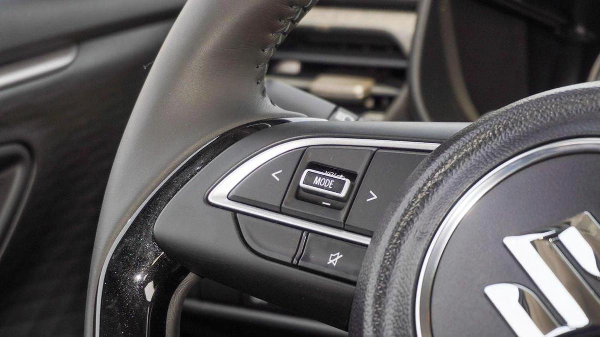 Suzuki Swift Brand New Suzuki Swift 2026 1.2L FWD Petrol |Silver/Black |N-SWI12- P-26 |FOR EXPORT-12-12