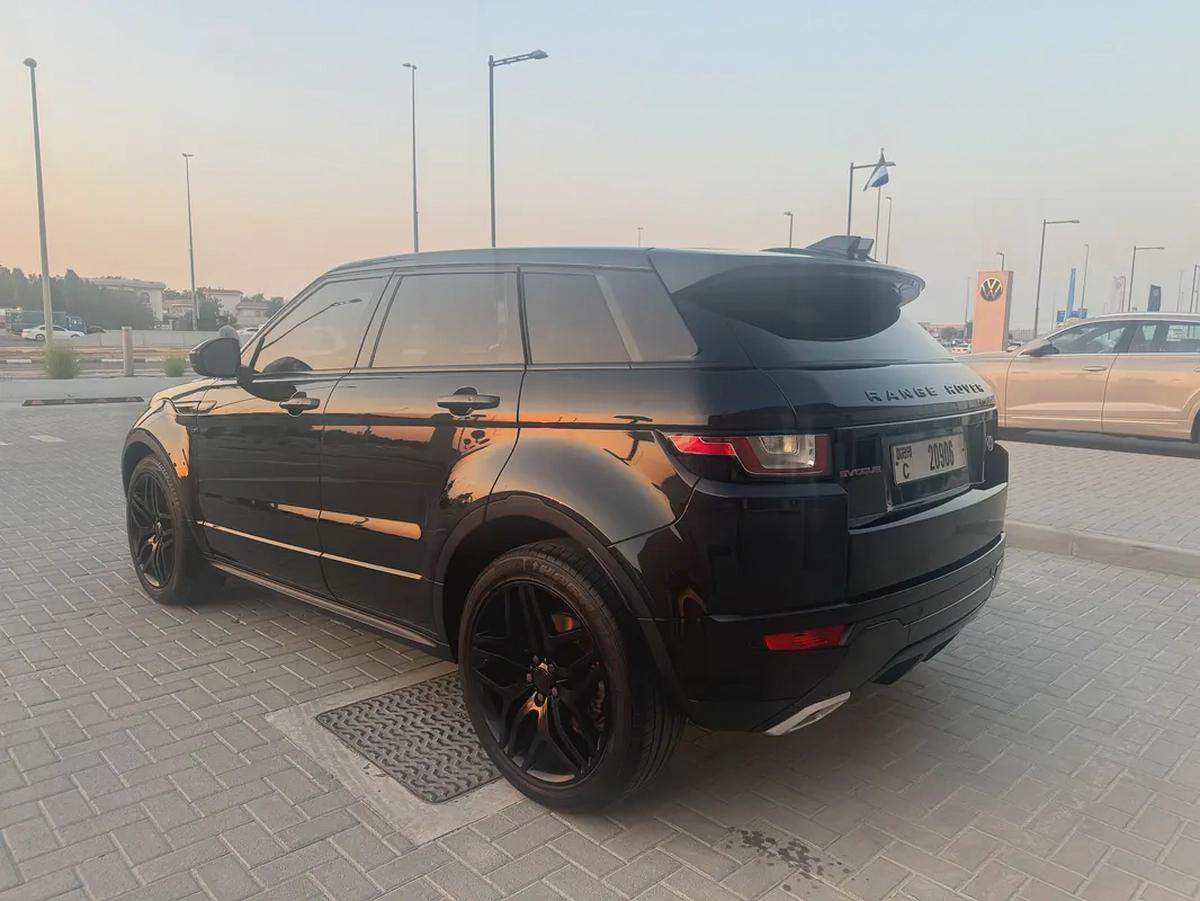 Range Rover evoque Canada spec accident free excellent condition-3-3
