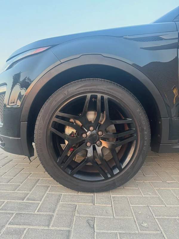 Range Rover evoque Canada spec accident free excellent condition