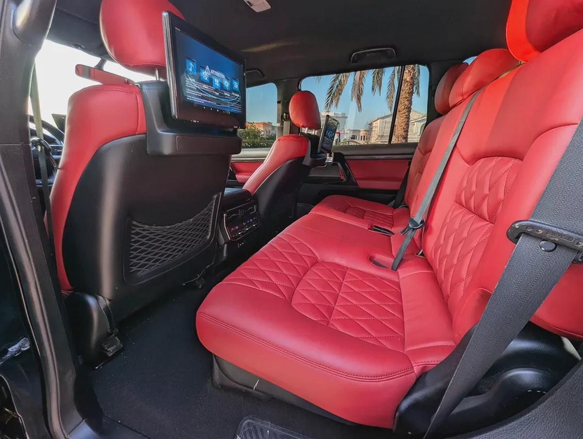 Toyota Land Cruiser GXR 2016 Facelifted 2026 With Interior and Exterior- GCC Specs - Well Maintained-6-6