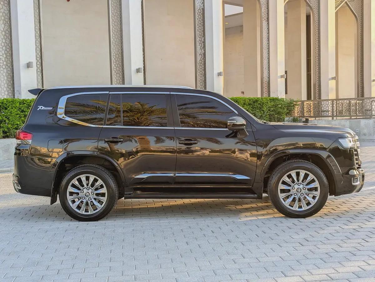 Toyota Land Cruiser GXR 2016 Facelifted 2026 With Interior and Exterior- GCC Specs - Well Maintained-15-15