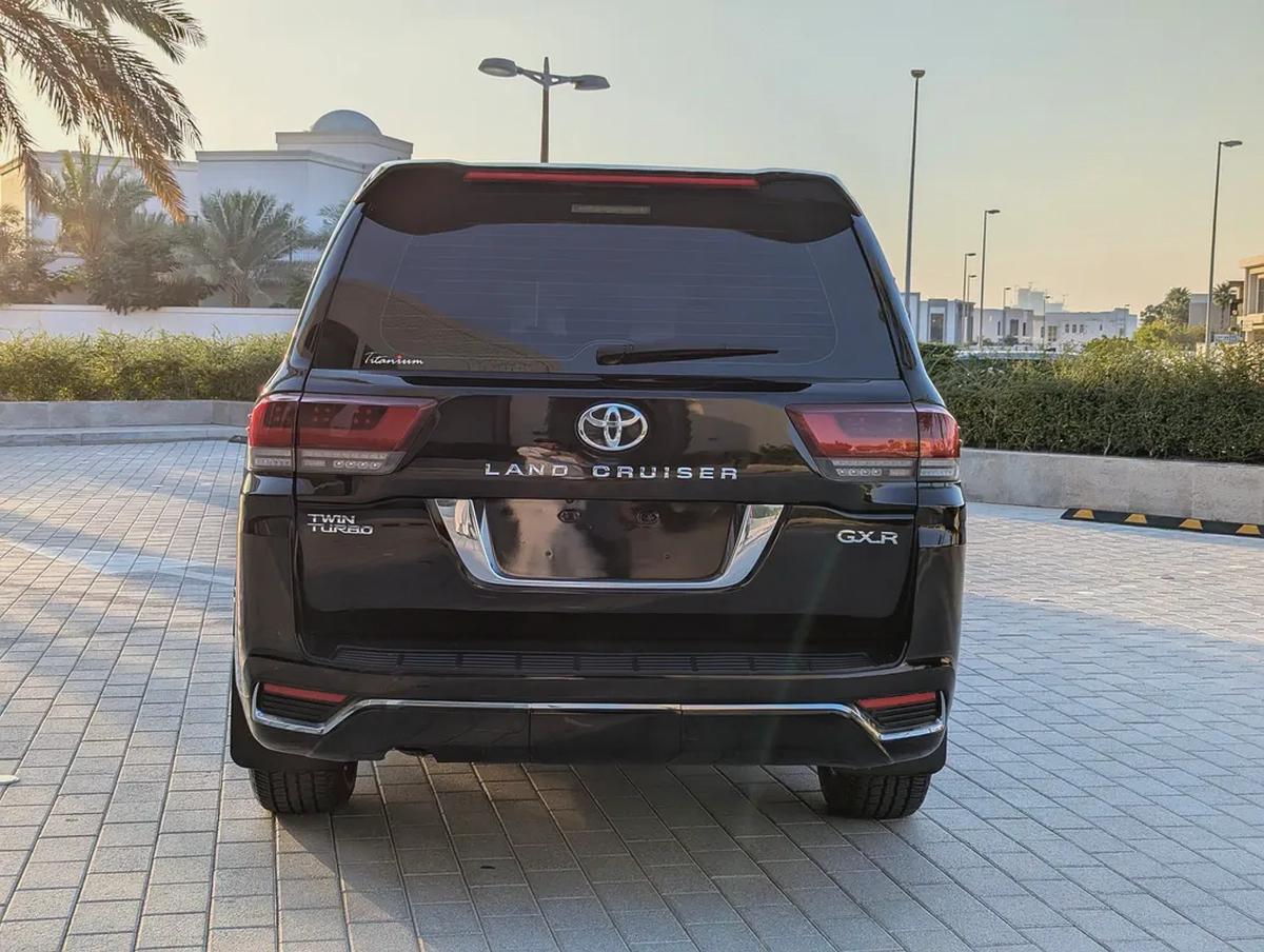 Toyota Land Cruiser GXR 2016 Facelifted 2026 With Interior and Exterior- GCC Specs - Well Maintained-16-16