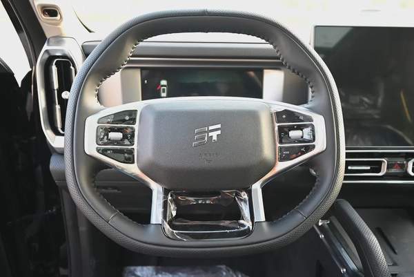 BEST OFFER - 2,060 AED - JETOUR T2 7 SEATER 2025 - TRAVELER+ - READY TO DRIVE - NO WAITING