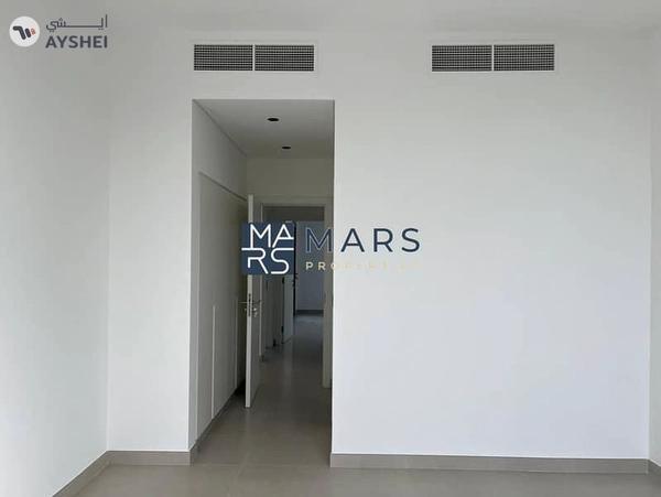 Robinia Phase l Brand New l End Unit l Just Handover