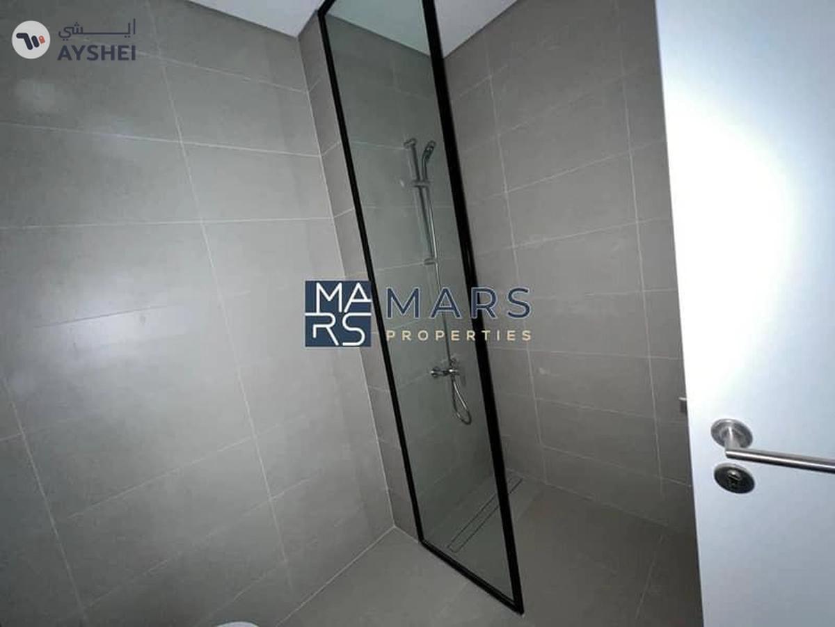 Robinia Phase l Brand New l End Unit l Just Handover-12-12