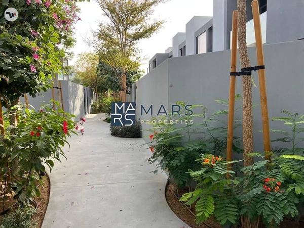 Robinia Phase l Brand New l End Unit l Just Handover