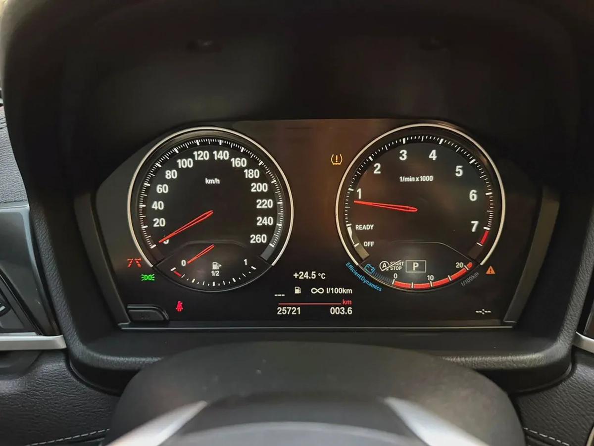 BMW X2 2023 | Korean Specs | 25K KM | Gray | بي ام دبليو X2 2023-15-15