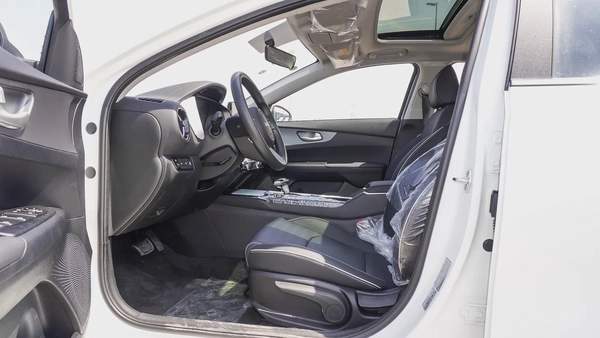 2025 Kia K3 1.5L PETROL - Brand New - Chinese Specs