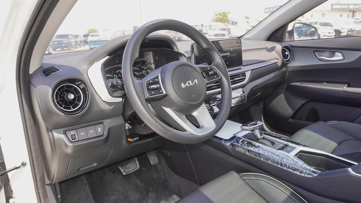 2025 Kia K3 1.5L PETROL - Brand New - Chinese Specs-11-11