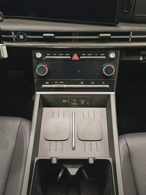 Hyundai santafe calligraphy 2025