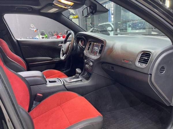 Dodge Charger R/T Scatpack 6.4L (475 HP)