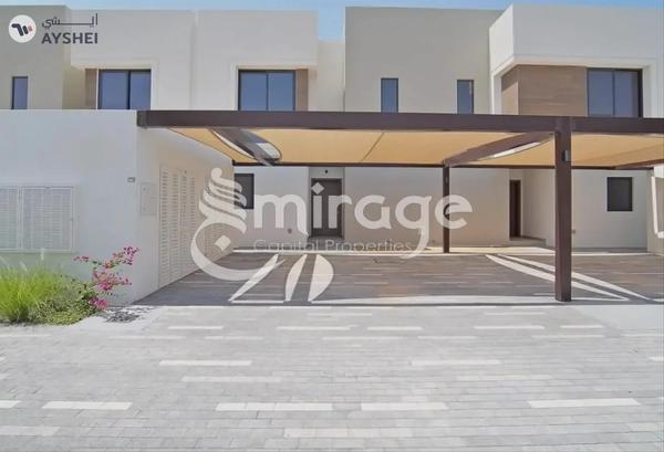 TOWNHOUSE FOR SALE IN NOYA 1, NOYA