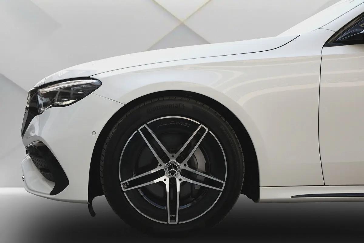 MERCEDES BENZ E 350 4MATIC - 2024 - FULLY LOADED - AMAZING CONDITION-6-6