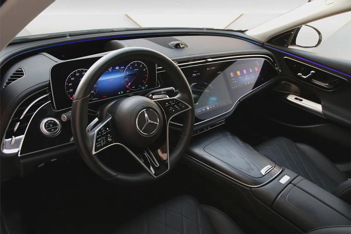 MERCEDES BENZ E 350 4MATIC - 2024 - FULLY LOADED - AMAZING CONDITION-7-7