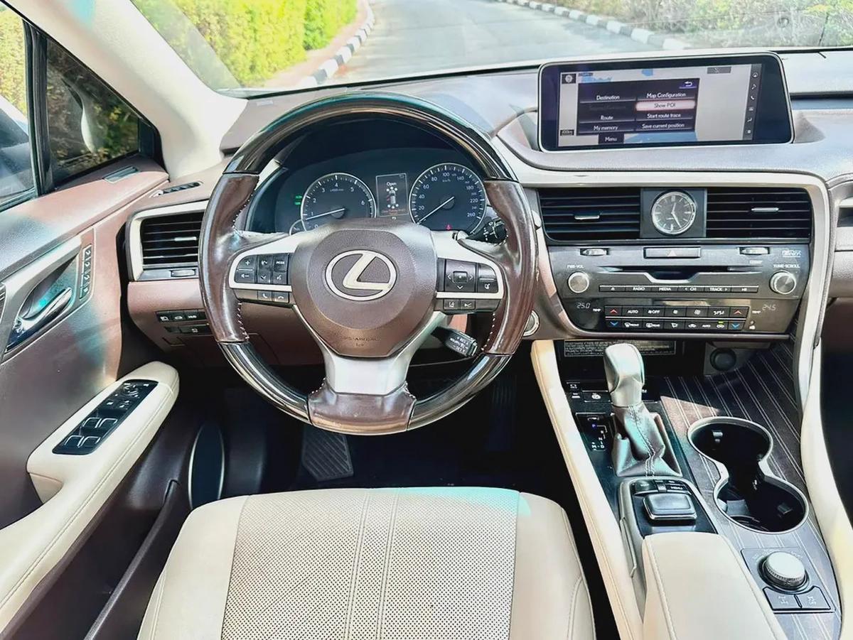 2100/-AED EMI RX-350 FSPORT 2017 4X4 ||GCC Specs||V Shape ||Agency Maintained-10-10