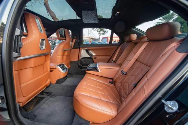 BMW 735i BMW 735i 2023 | GCC Specs | Full Option | Excellent Condition