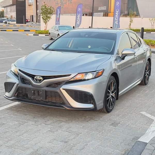 2024 Toyota Camry SE - American Specs