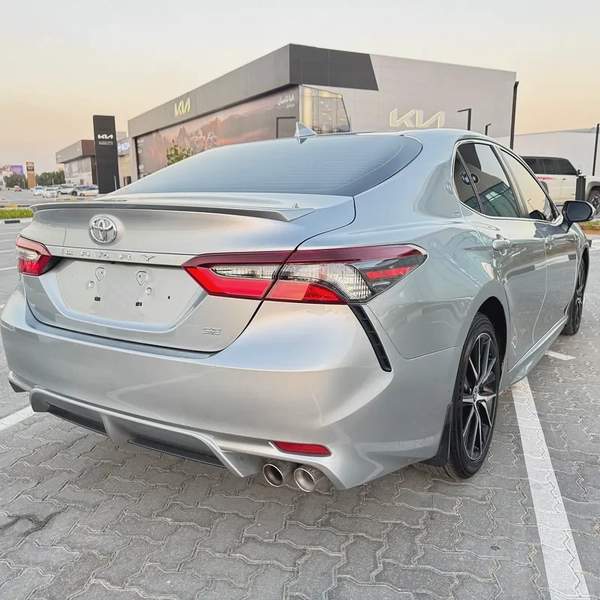 2024 Toyota Camry SE - American Specs