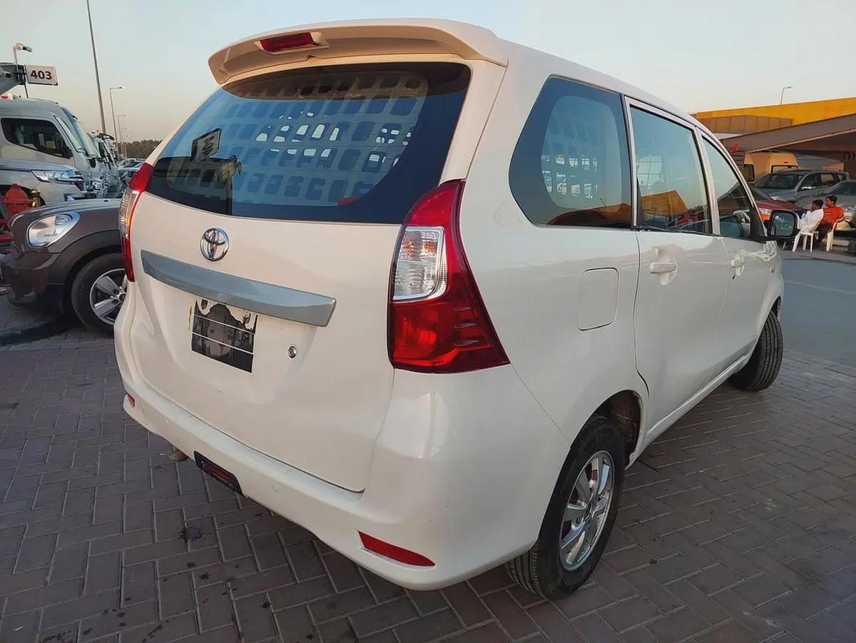 تويوتا Avanza 2017-4-4