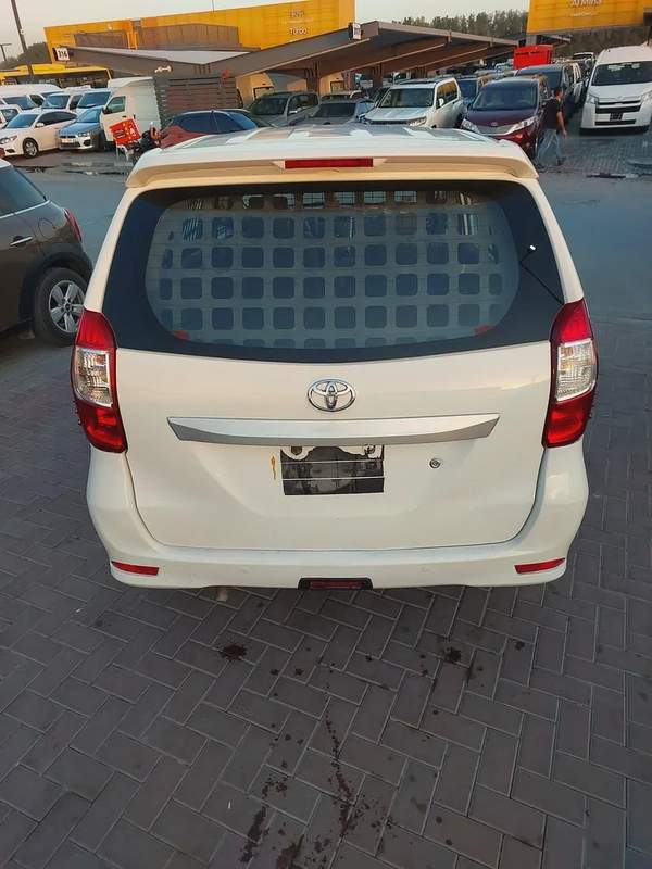 تويوتا Avanza 2017