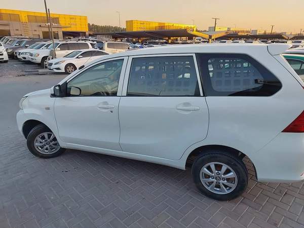 تويوتا Avanza 2017