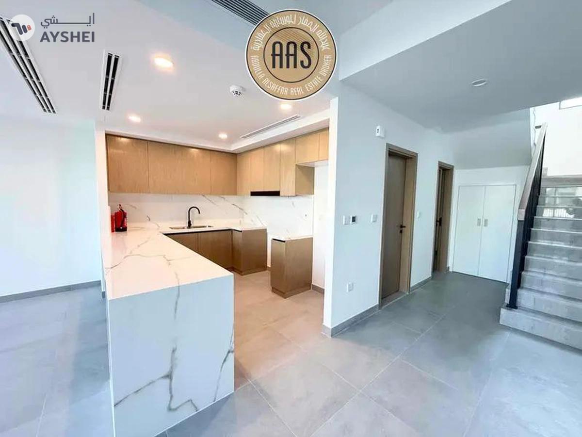 READY TO MOVE // BRAND NEW 3BR+ MAID VILLA-0-landscape