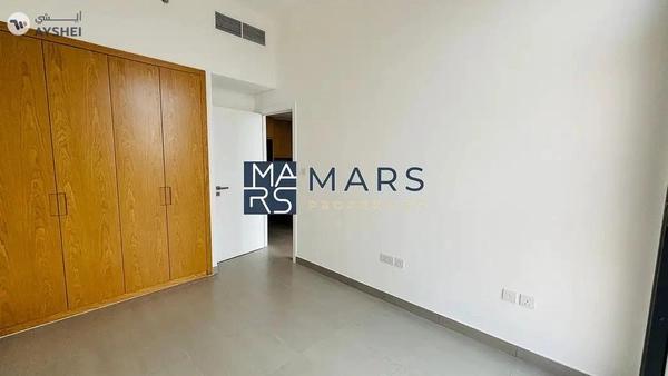 Modern 1BHK with Gorgeous Poolview – Perfect Spot