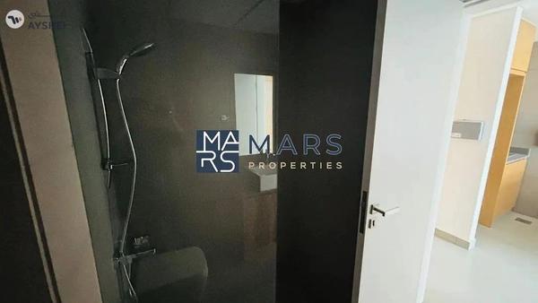 Modern 1BHK with Gorgeous Poolview – Perfect Spot