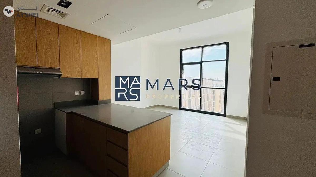 Modern 1BHK with Gorgeous Poolview – Perfect Spot-3-3