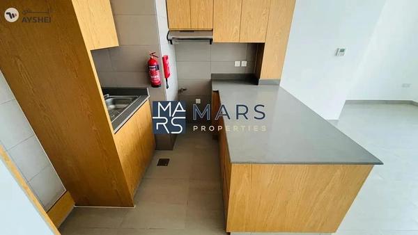 Modern 1BHK with Gorgeous Poolview – Perfect Spot