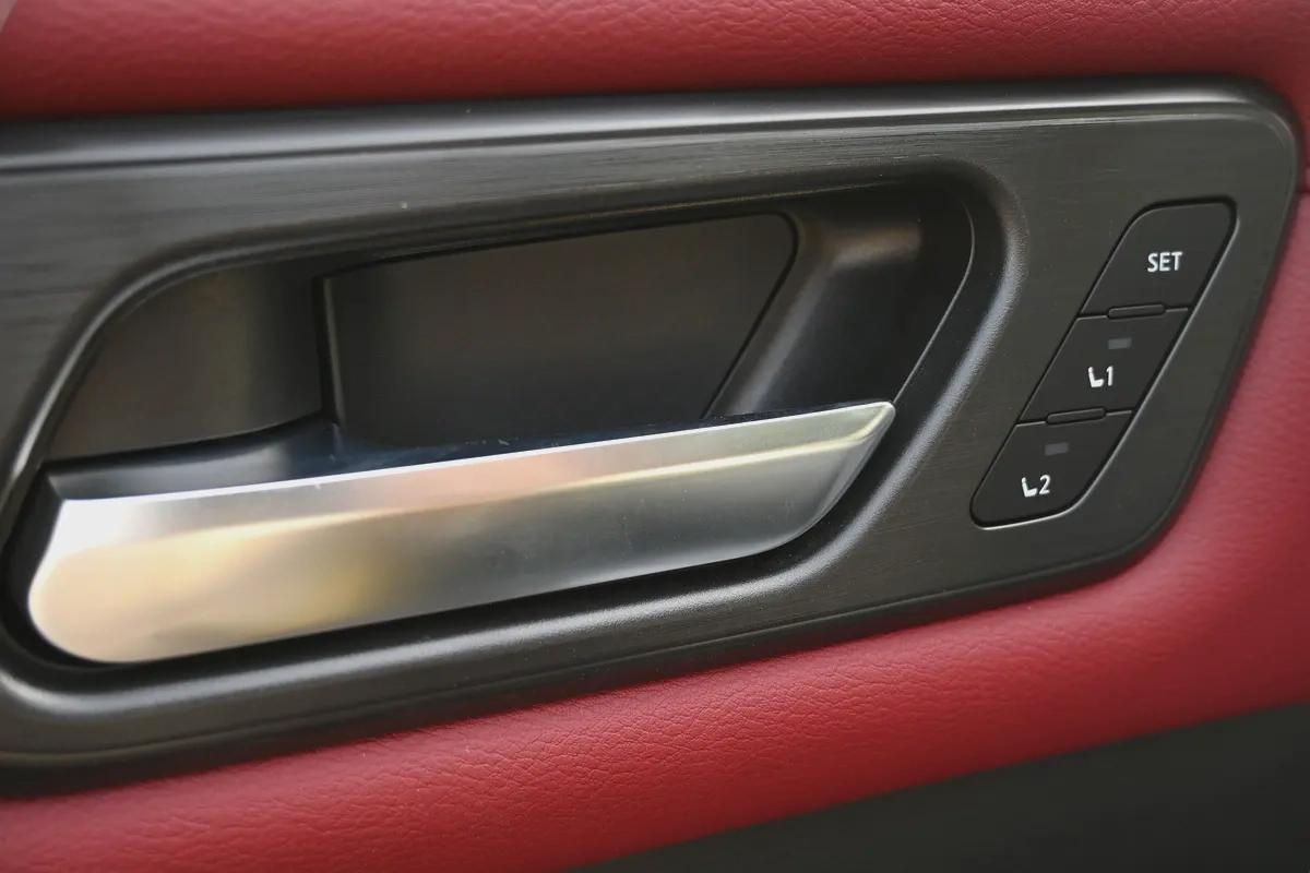 Nissan Patrol LE Platinum City 2026 - GCC Specs - New-10-10