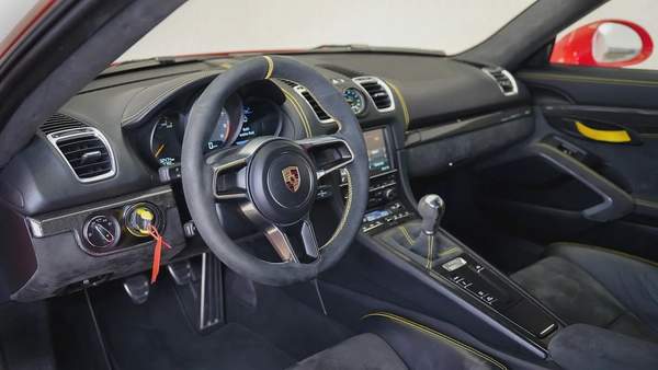 Special Offer | Akrapovic Exhaust, PCCB, Low KM | Cayman GT4 Clubsport