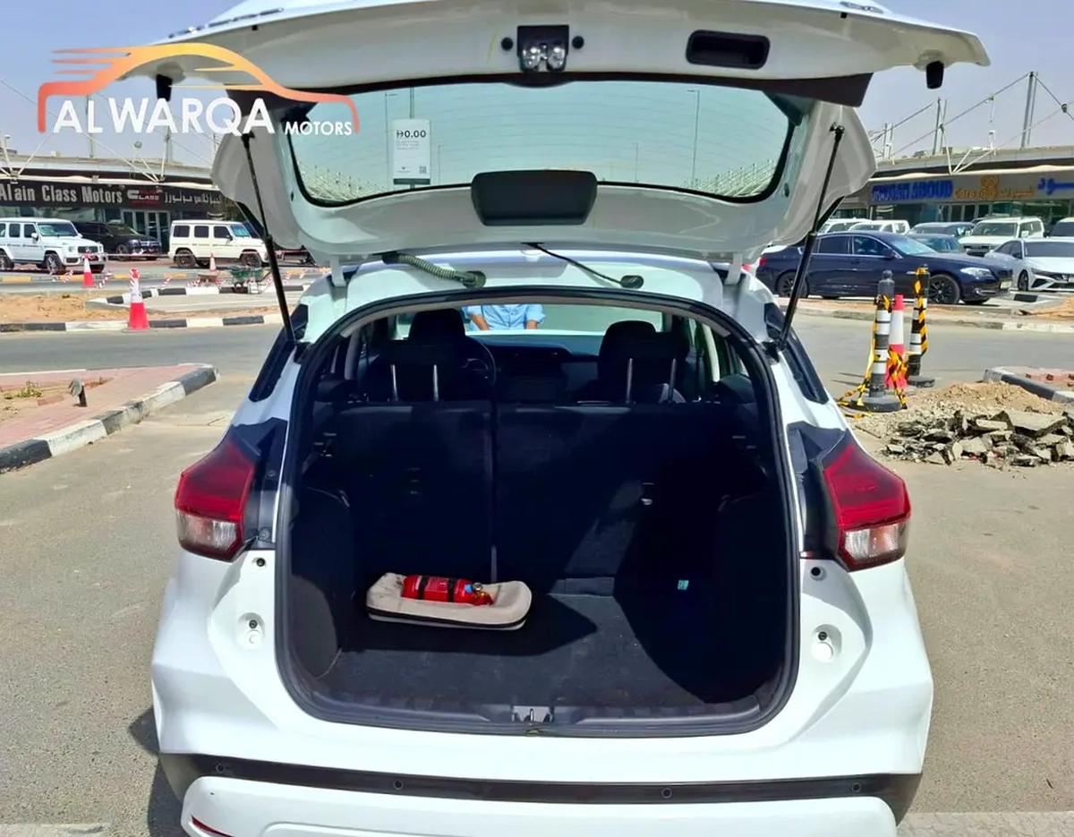 Nissan Kicks SV-17-17