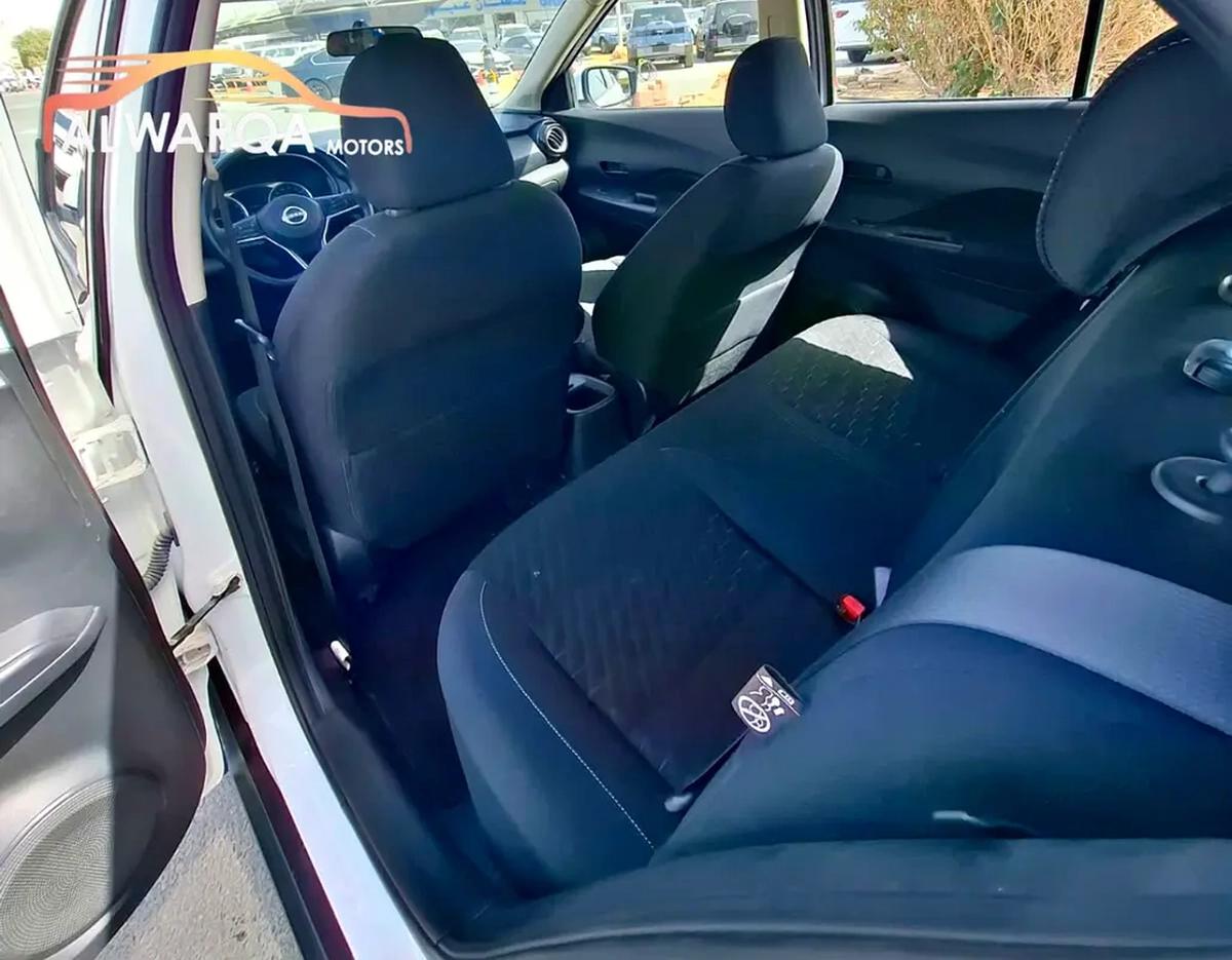 Nissan Kicks SV-16-16