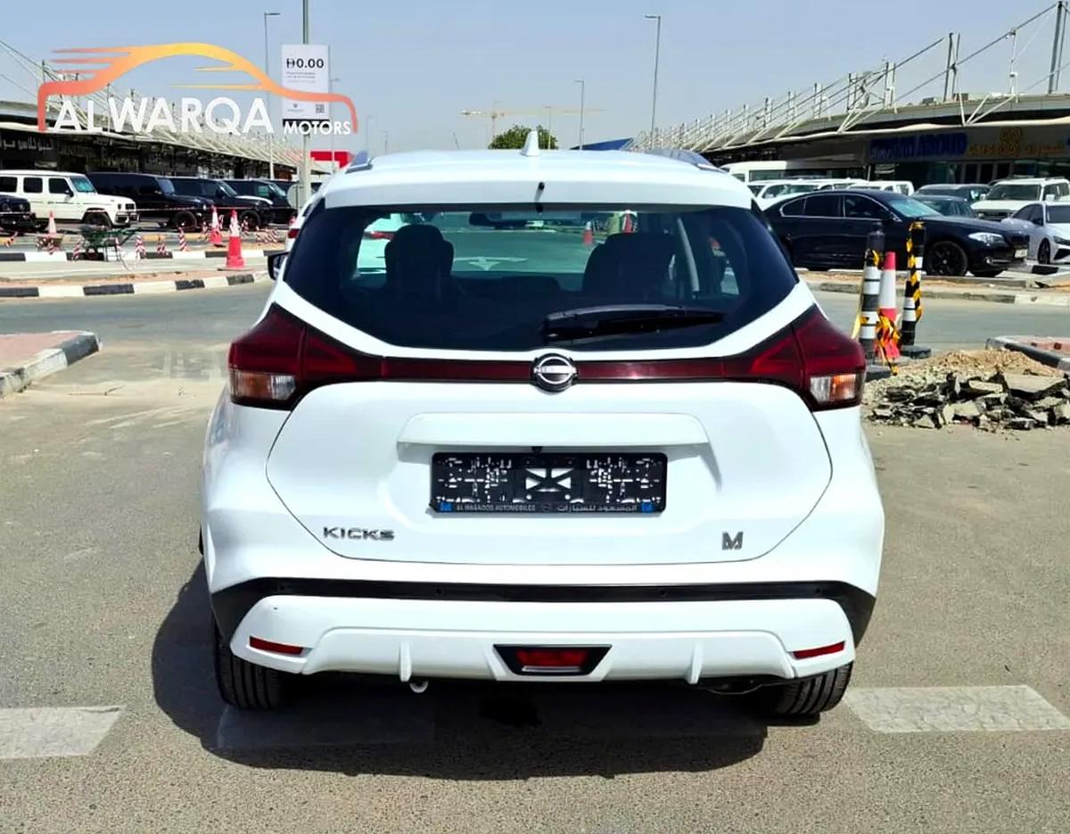 Nissan Kicks SV-19-19
