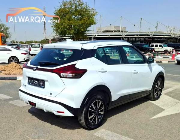 Nissan Kicks SV