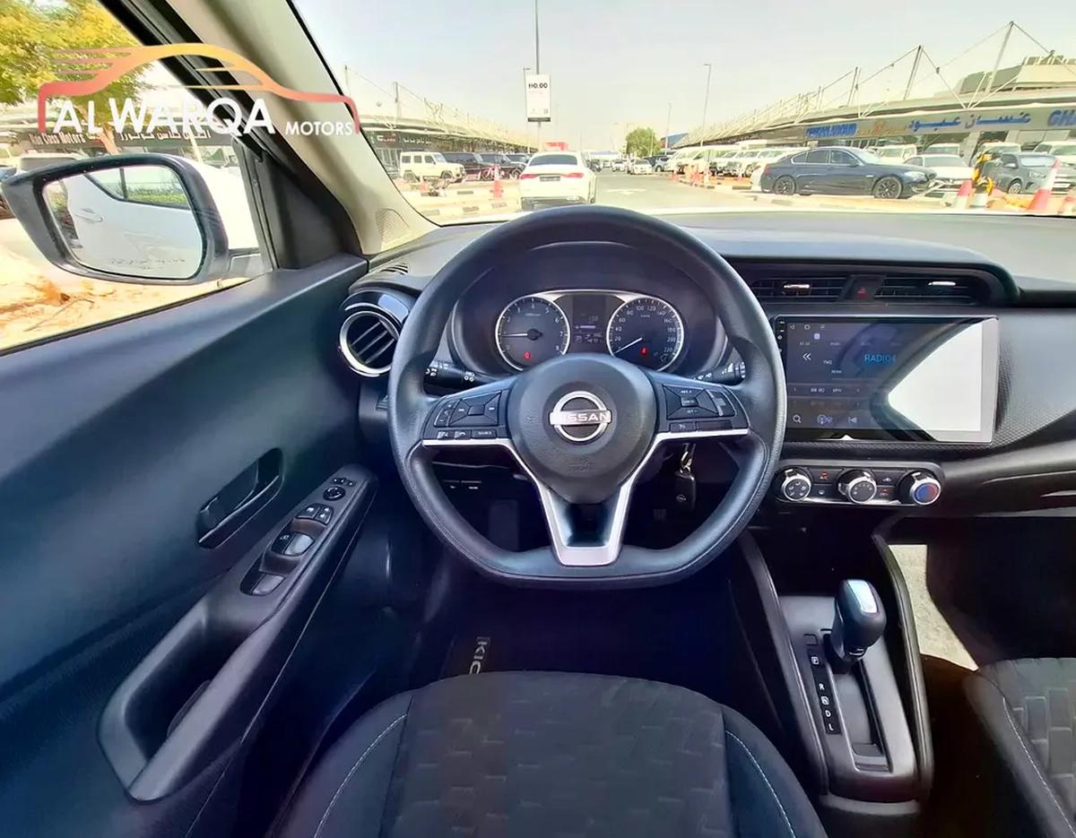 Nissan Kicks SV-7-7
