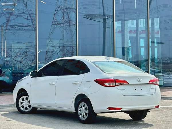 TOYOTA YARIS 2022 1.5L GCC (580/-MONTHLY)