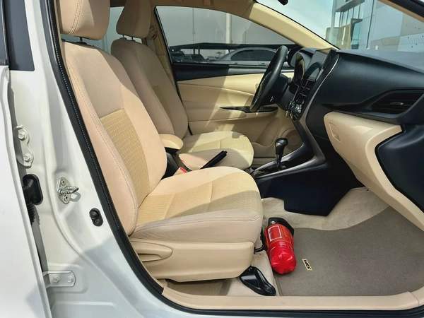 TOYOTA YARIS 2022 1.5L GCC (580/-MONTHLY)