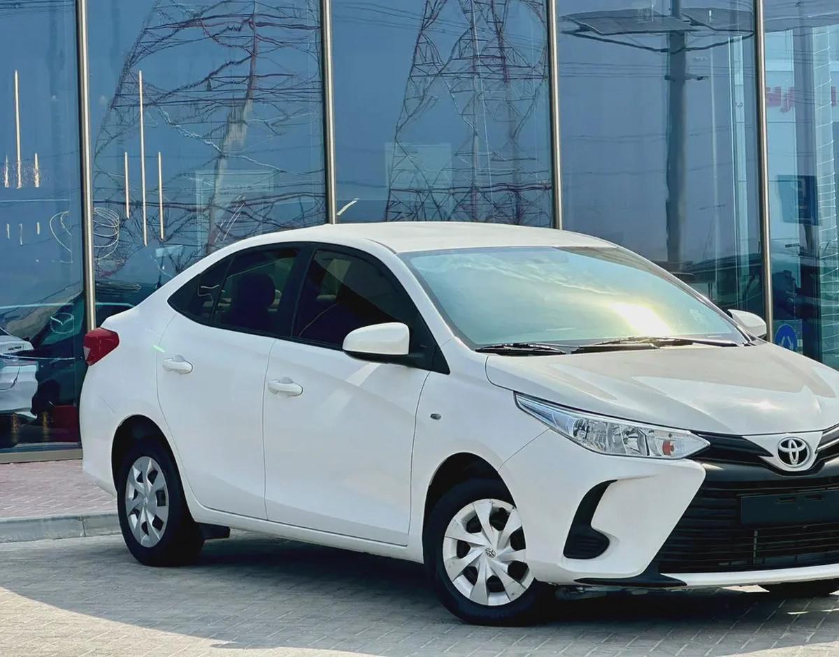 TOYOTA YARIS 2022 1.5L GCC (580/-MONTHLY)-13-13