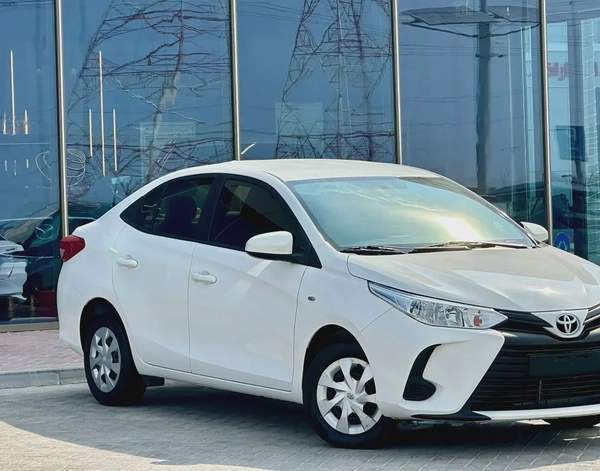TOYOTA YARIS 2022 1.5L GCC (580/-MONTHLY)