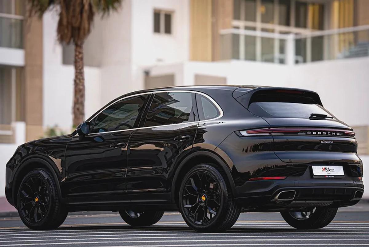 2024 | Porsche Cayenne | Low Mileage | One Year Warranty | Standard |-5-5