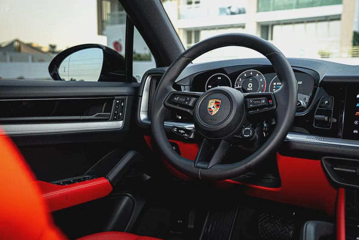 2024 | Porsche Cayenne | Low Mileage | One Year Warranty | Standard |-10-10